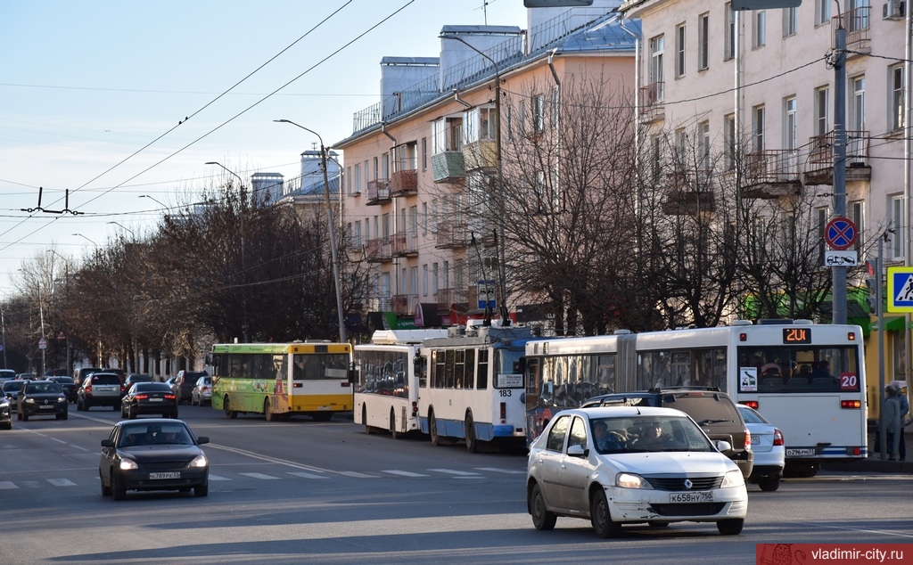 Андрей Шохин распорядился открыть автобусный маршрут с улицы Балакирева