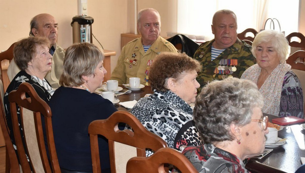 Владимирские ветераны приглашают горожан передать нашим бойцам теплый привет из дома